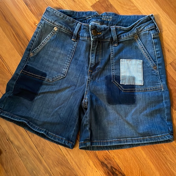 The Limited Pants - Women’s Jean shorts!